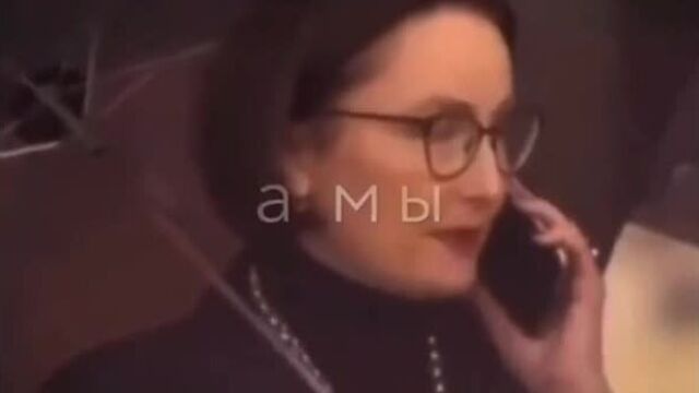 Зарина, ты где сейчас находишься?