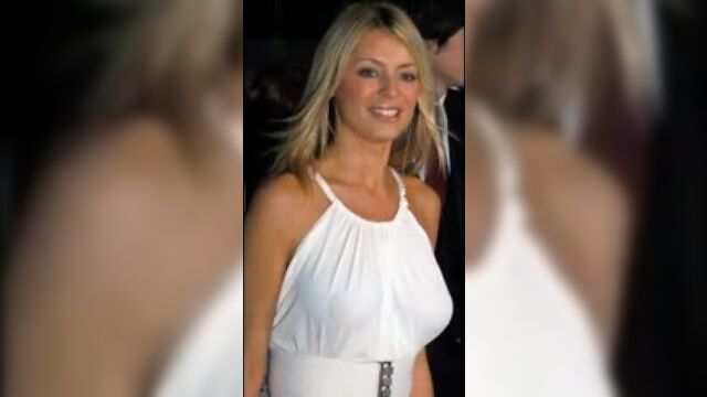 braless celebrities (p.3)