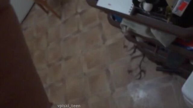 мой парень меня трахнет за такую наглость, завлекаю его друзей в гости, шкура хочет протеина, продолжение, вписка слив