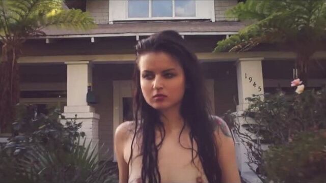 Veronica Lavery Nude - The Damsel (2014) HD 1080p Watch Online / Вероника ЛэйВери - Девица