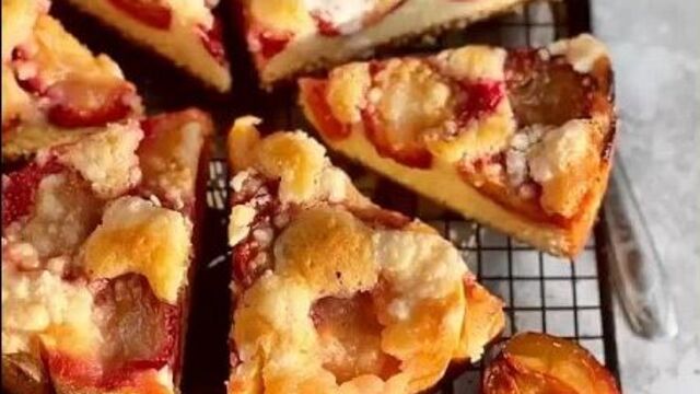 Знаменитый американский сливовый пирог из Нью-Йорк Таймс