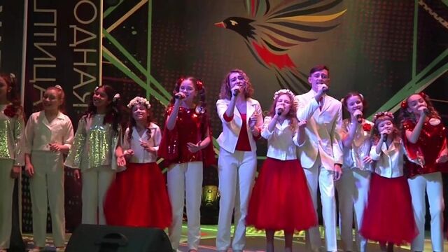 Анна Петряшева и "Хрустальная капель"