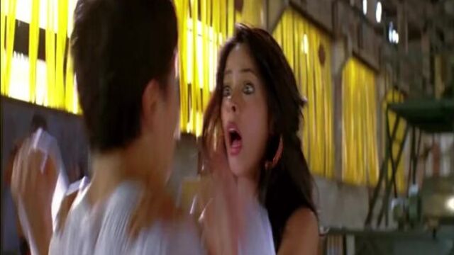 mallika sherawat side boob