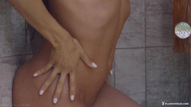 Модель - Ana Cheri 18 +