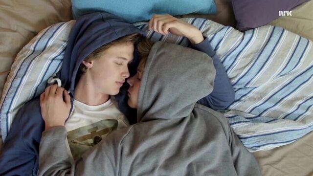 Трейлер паблика "ЛЕСБИ ГЕЙ СЕРИАЛЫ"