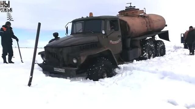 [Войны Бездорожья War Off-Road] Дальнобойщики Севера. Дороги крайнего севера Зимник #2 THE ROAD NORTH OF RUSSIA #2
