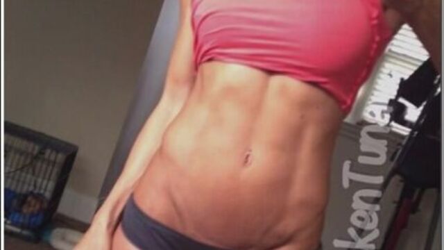 LAURA GORDON aka Chicken Tuna - Amazing abs and butt