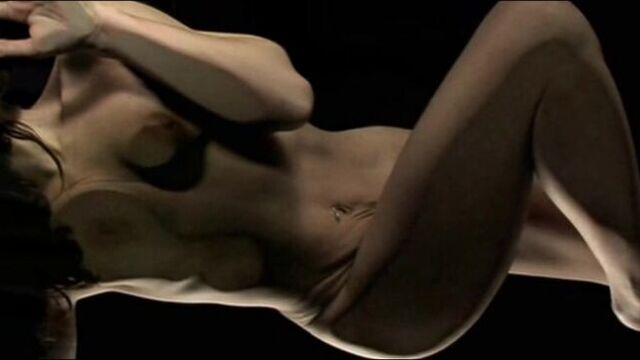 Audrey Dana, Annelise Hesme Nude - Nos amis les Terriens (2007) Watch Online / Одри Дана, Аннелиз Эсме - Наши друзья человеки
