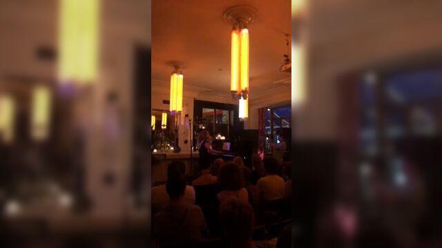 Алина Орлова в Caffe Torino на Тверской (Москва)