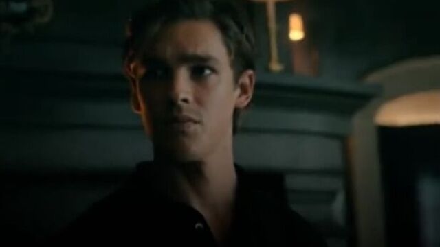 Dick Grayson | Nightwing | Brenton Thwaites