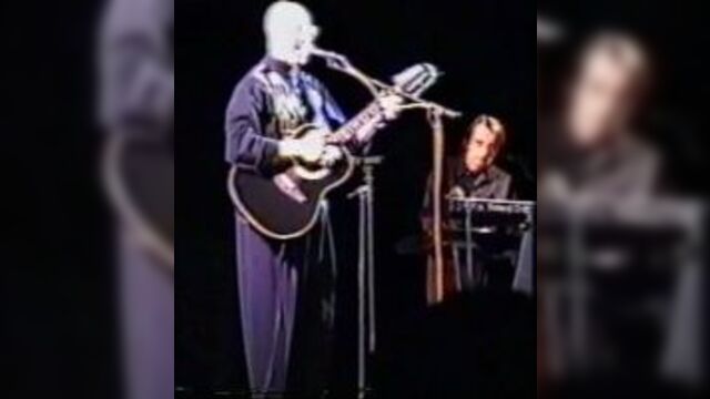 Александр Розенбаум - Что-то здесь не так (Доктор, подымим вместе перед сном)