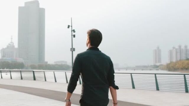 Julian Jordan - Bassline (Official Music Video)